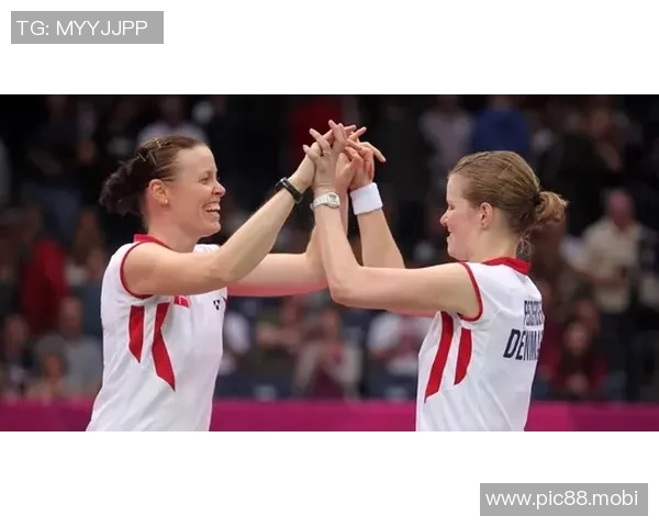 库明加谈与里萨谢搭档：看他打球很享受，我会尽全力帮助他成长